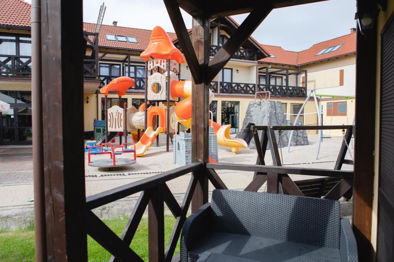 Arena Slonca Hotel Łeba Eksteriør billede